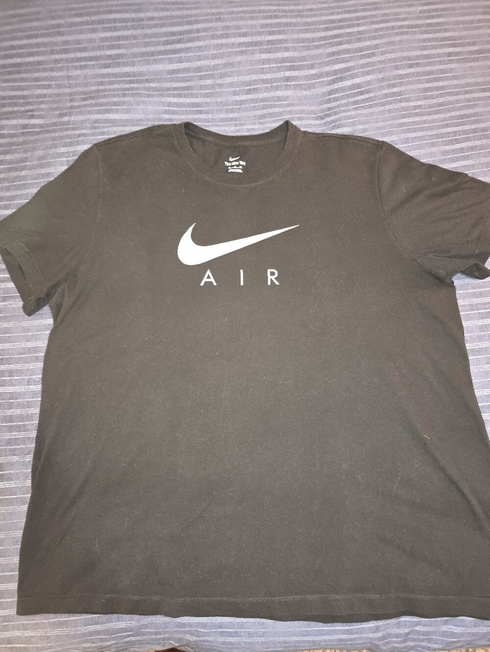 XXL - Nike Black T-Shirt with Silver Swoosh and AIR Print